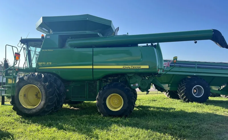 2010 John Deere 9870 STS (3) — photo de l’annonce 2