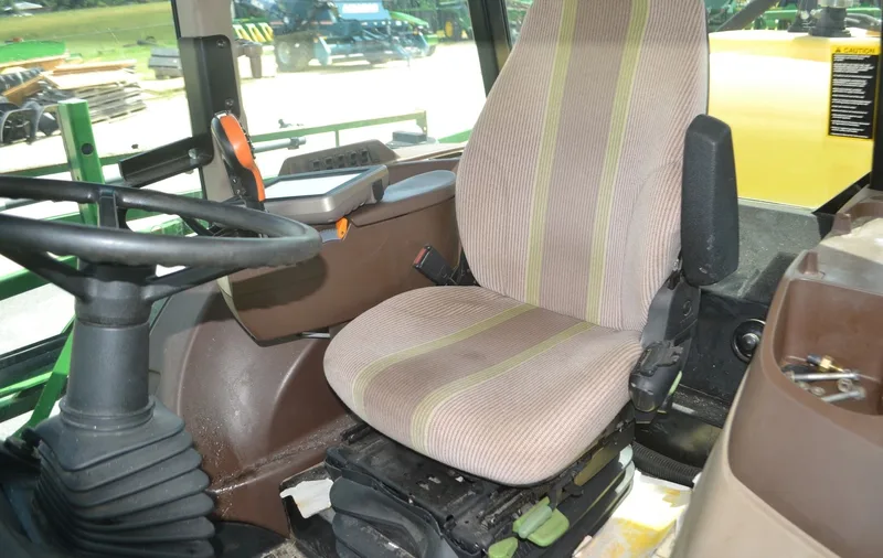 2012 John Deere 4630 (1) — listing photo 5
