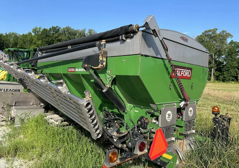 2019 Salford 6700 — listing photo 1