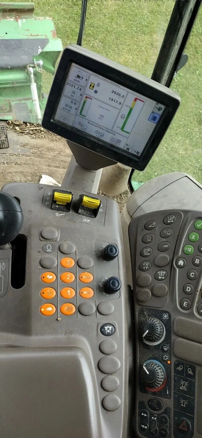 2015 John Deere S650 — listing photo 10