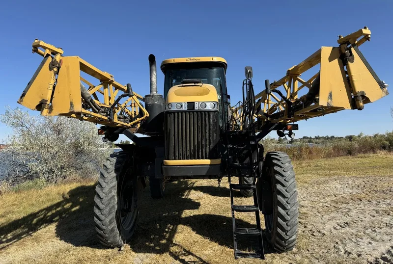 2015 RoGator RG1300B — listing photo 9