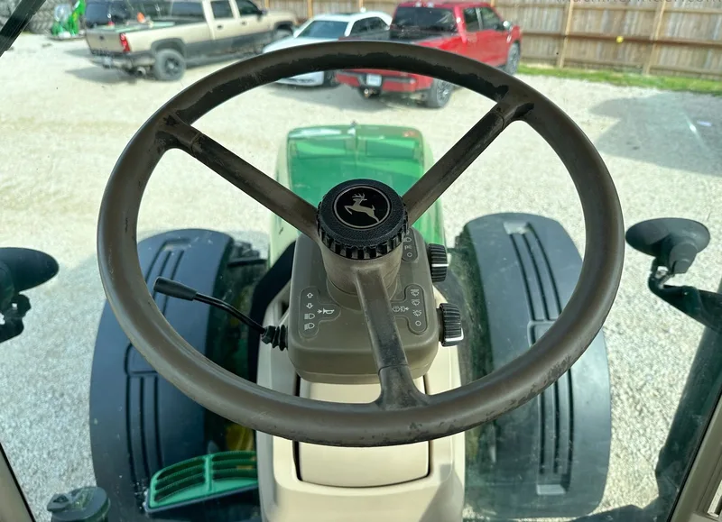 2010 John Deere 8295R (1) — listing photo 2
