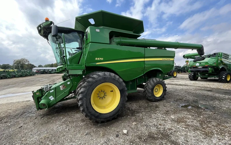 2012 John Deere S670 (1) — listing photo 6