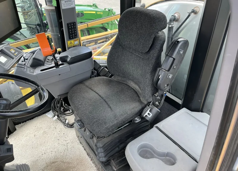 2011 RoGator 1194 — photo de l’annonce 2