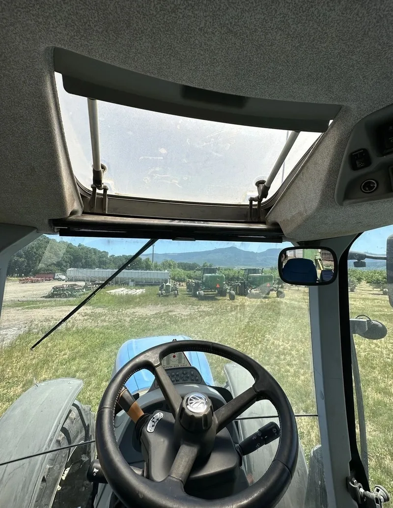 2014 New Holland T7-270 — listing photo 6