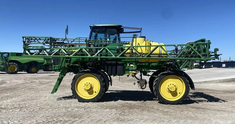 2011 John Deere 4630 (1) — listing photo 2