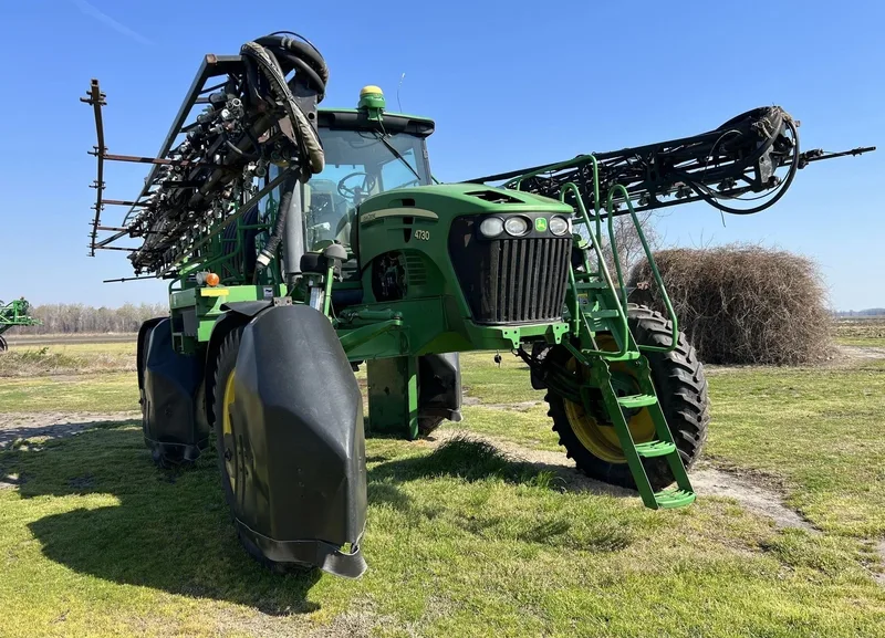 2009 John Deere 4730 (1) — listing photo 3