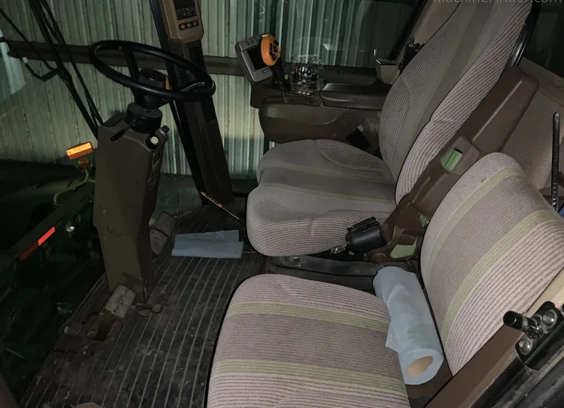 2010 John Deere 9670 STS (3) — listing photo 5