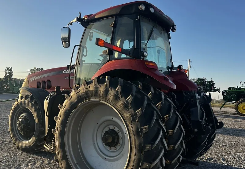 2019 Case IH Magnum 200 — listing photo 4