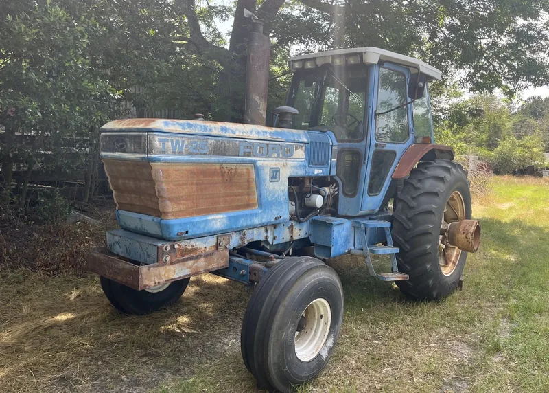 1988 Ford TW25 — photo de l’annonce 1