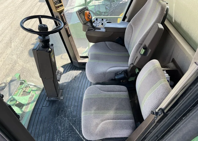 2010 John Deere 9770 STS (1) — photo de l’annonce 9