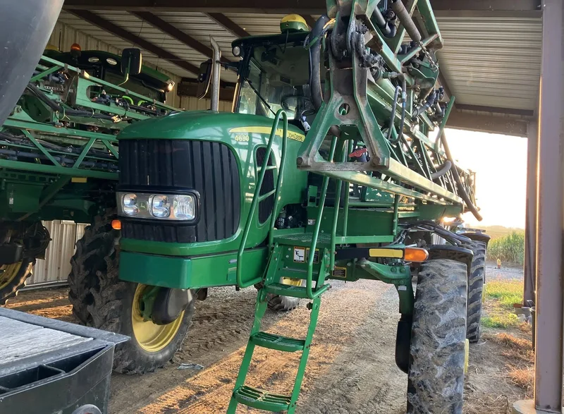 2014 John Deere 4630 (1) — listing photo 2