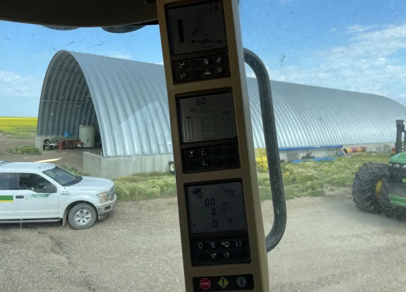 2010 John Deere 9770 STS (4) — photo de l’annonce 8