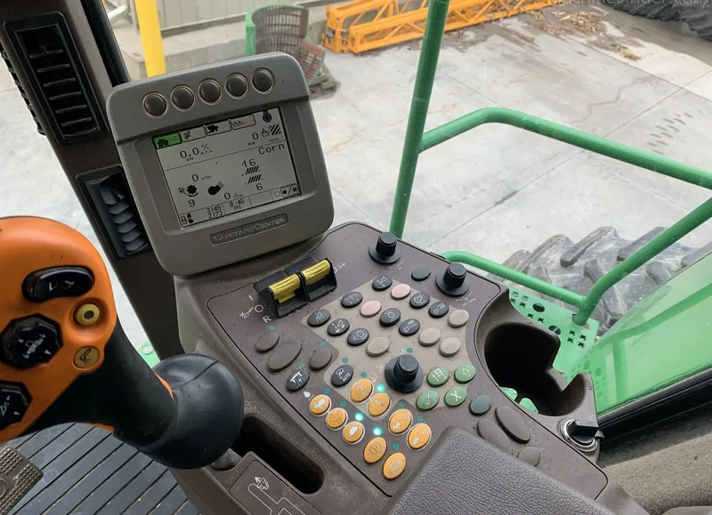2010 John Deere 9870 STS (4) — photo de l’annonce 8