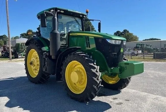 2017 John Deere 7210R (1) — listing photo 4
