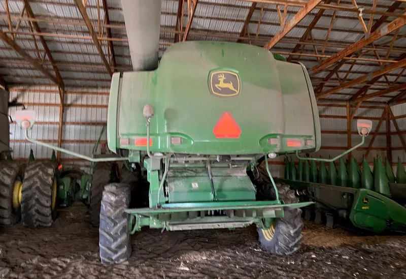 2010 John Deere 9770 STS (2) — photo de l’annonce 2