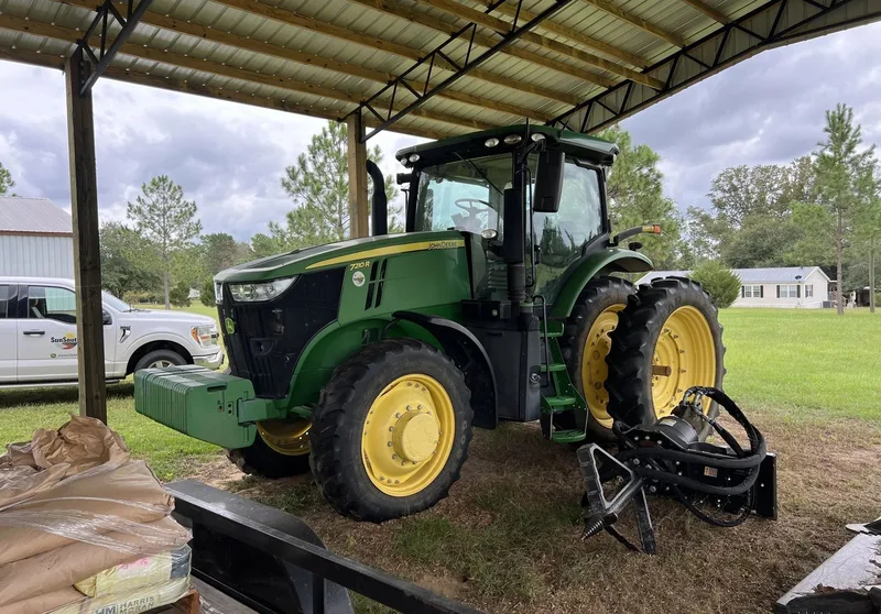 2017 John Deere 7210R — photo de l’annonce 1
