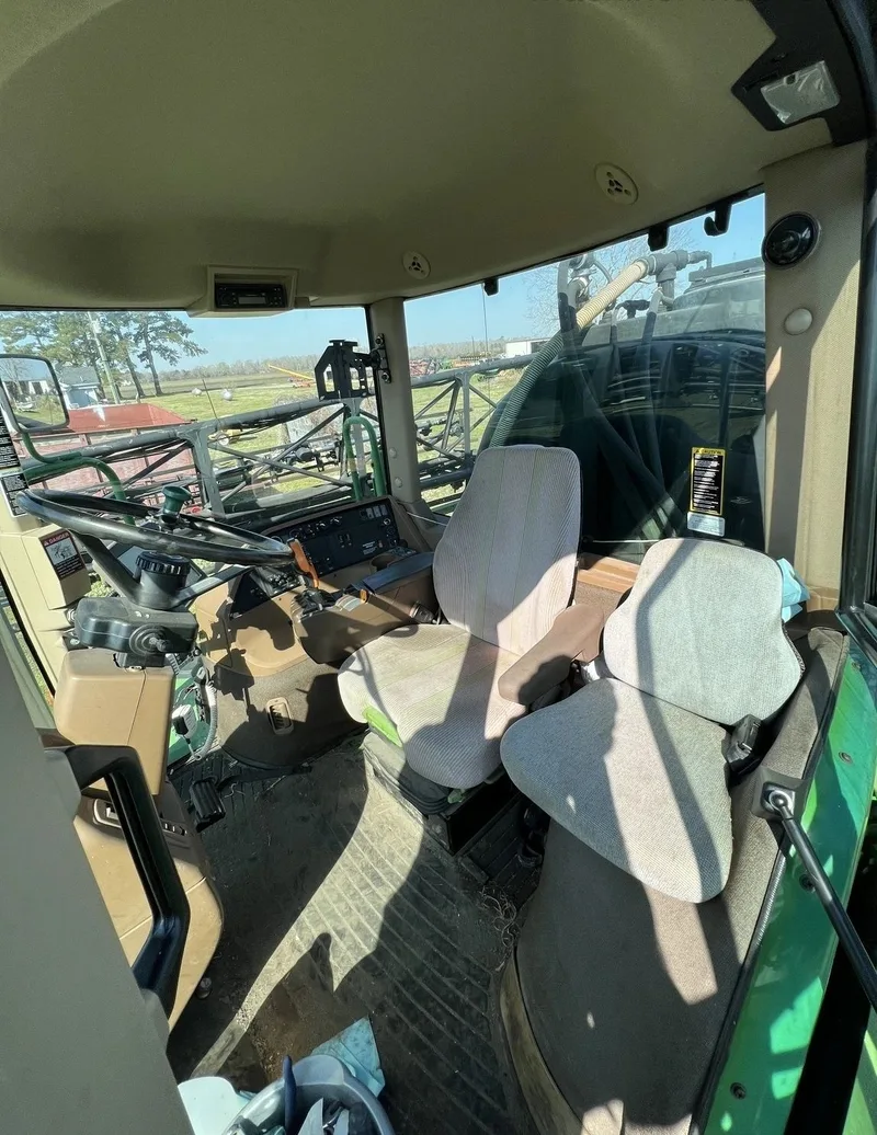 2009 John Deere 4730 (1) — listing photo 4