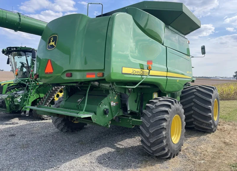 2011 John Deere 9870 STS (3) — listing photo 4