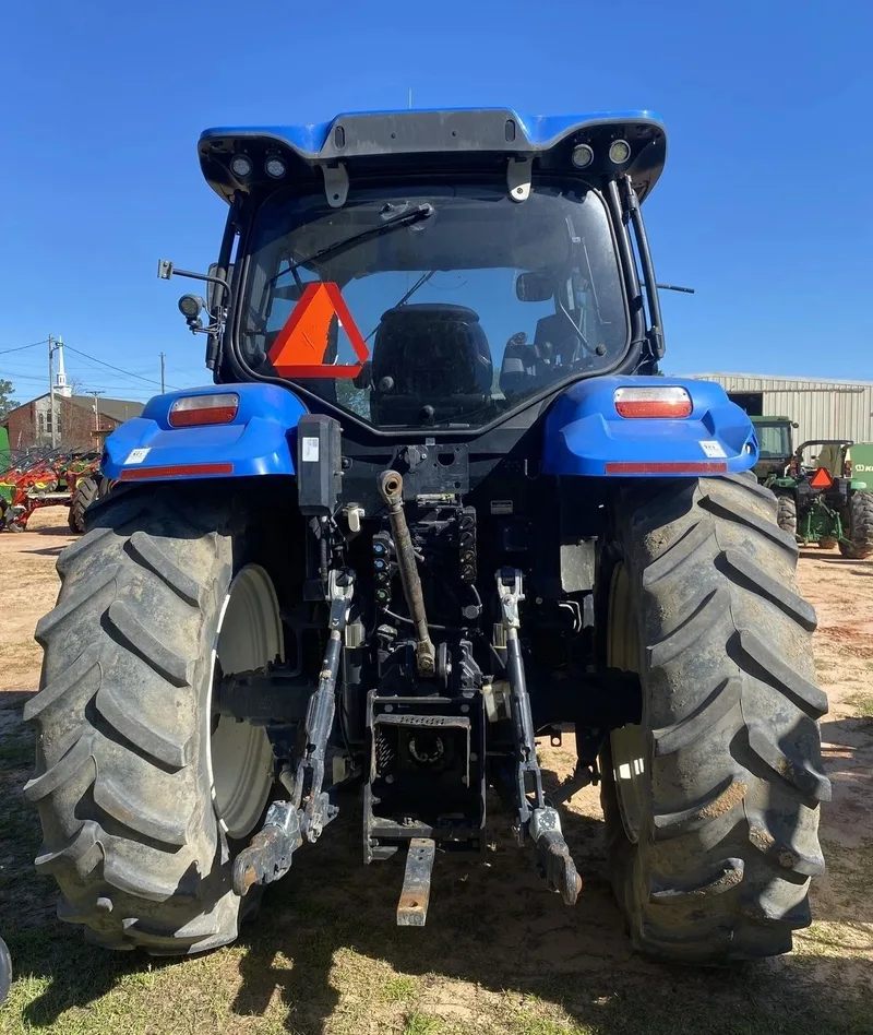 2018 New Holland T6.175 CVT — listing photo 2