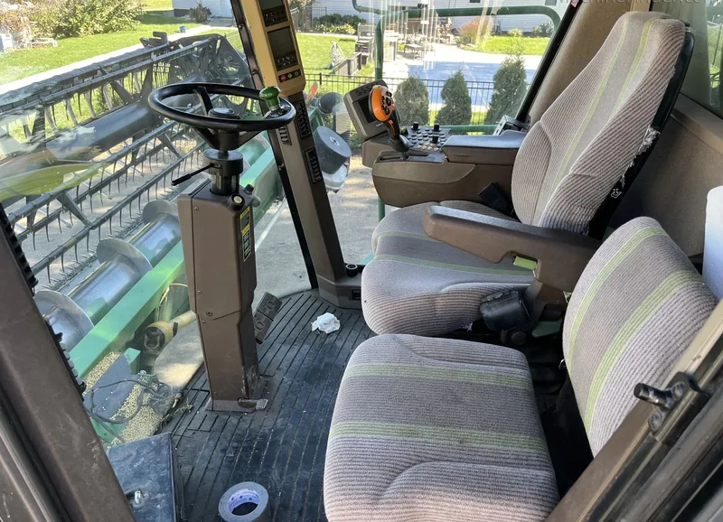 2011 John Deere 9770 STS (4) — listing photo 6
