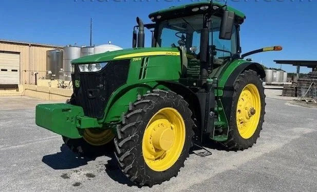 2017 John Deere 7210R (1) — listing photo 5