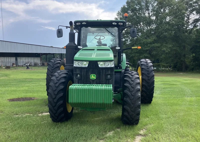 2018 John Deere 8270R — listing photo 9