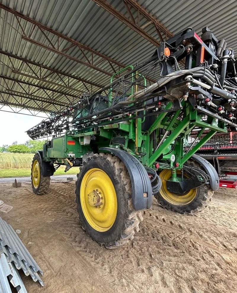 2011 John Deere 4730 — listing photo 2
