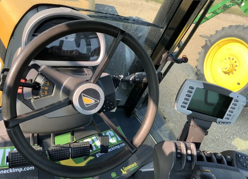 2012 Challenger MT655D — listing photo 4