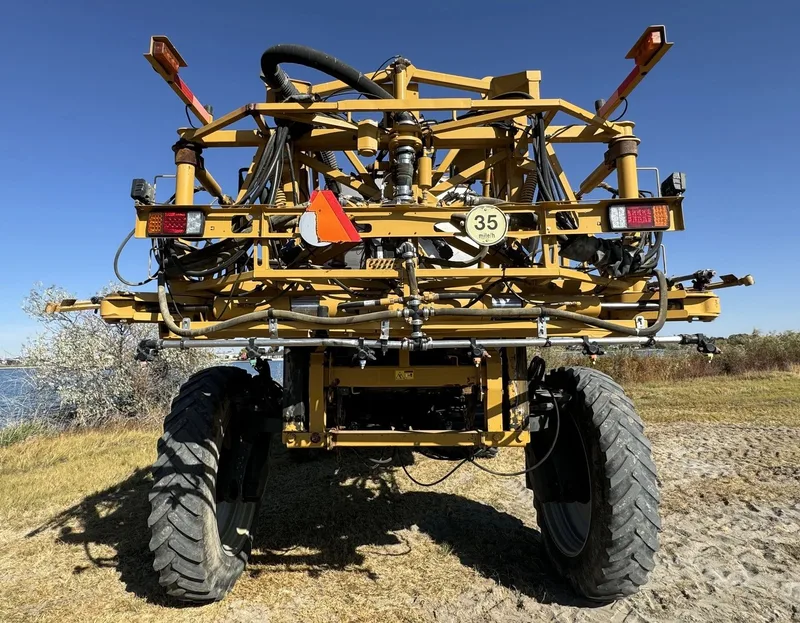 2015 RoGator RG1300B — listing photo 6