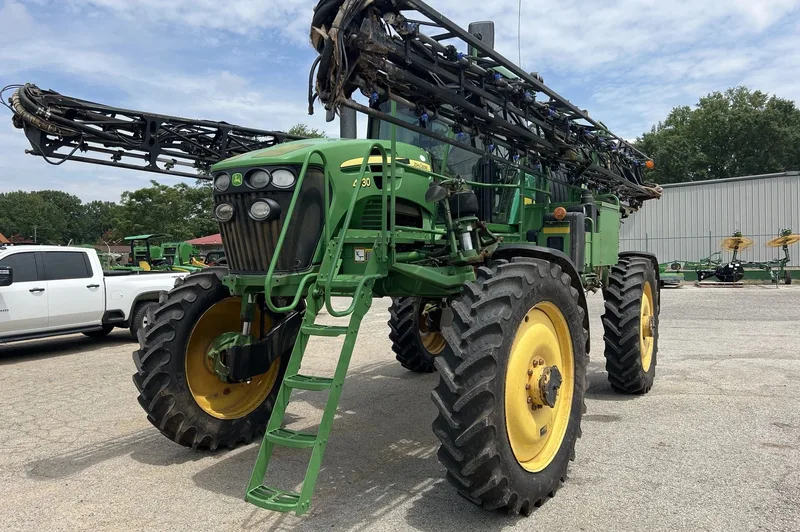 2012 John Deere 4730 — photo de l’annonce 1
