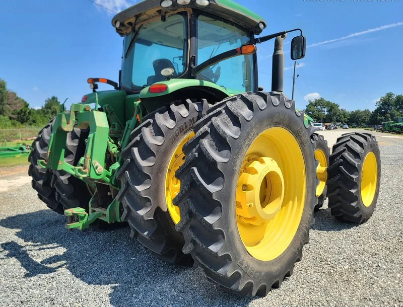 2013 John Deere 8310R — listing photo 3
