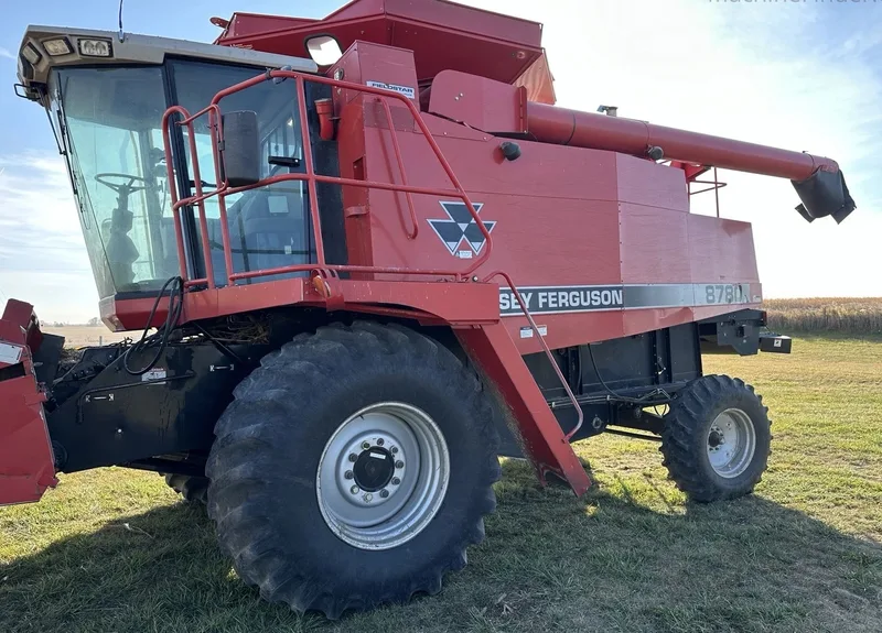 1999 Massey Ferguson 8780 (+Header) — listing photo 1