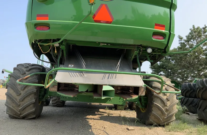 2013 John Deere S690 (2) — listing photo 6