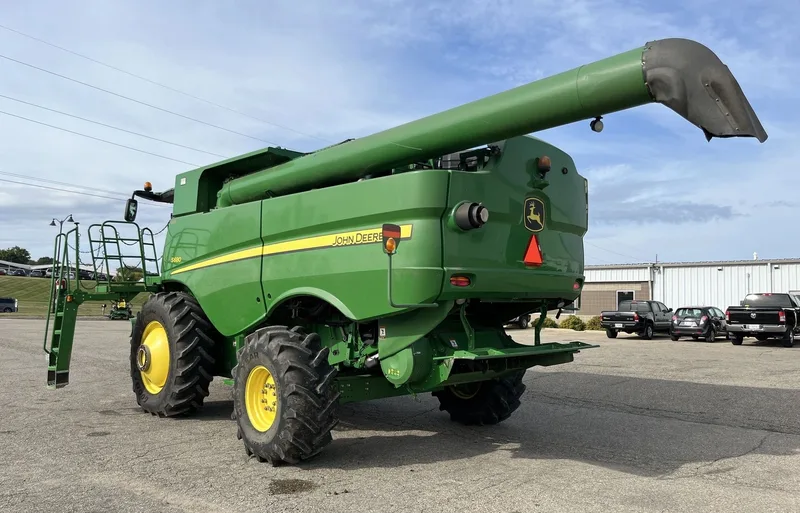2012 John Deere S680 (2) — photo de l’annonce 2