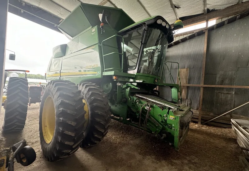 2011 John Deere 9770 STS (3) — listing photo 9