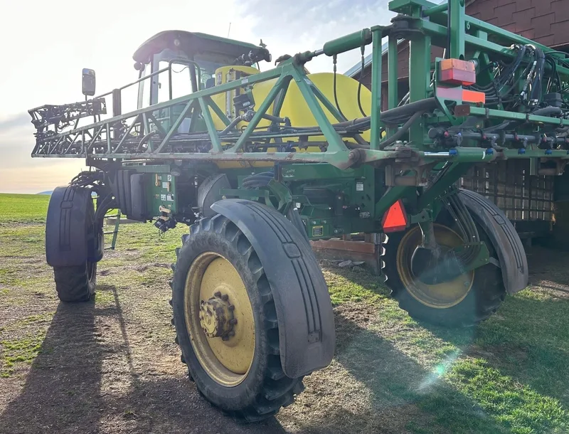2013 John Deere 4630 — listing photo 8
