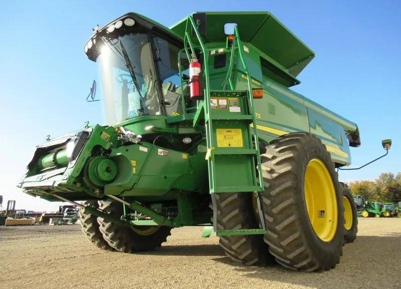 2010 John Deere 9770 STS (3) — photo de l’annonce 9