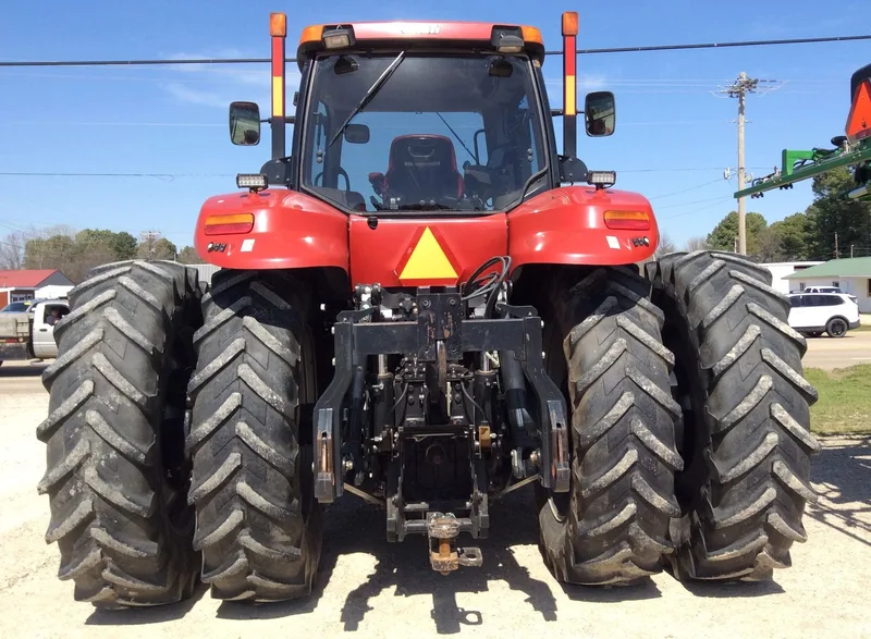 2011 Case IH Magnum 340 — listing photo 4