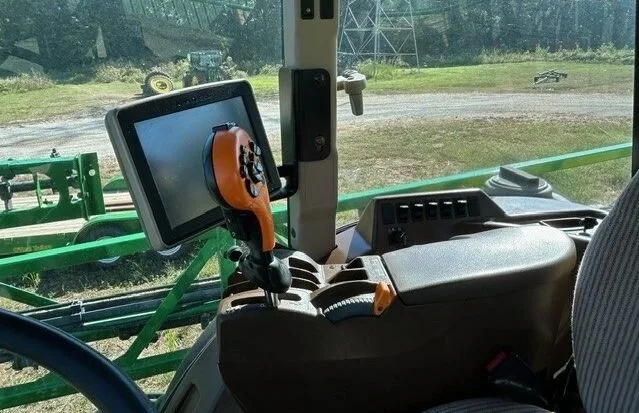2012 John Deere 4630 (2) — listing photo 5