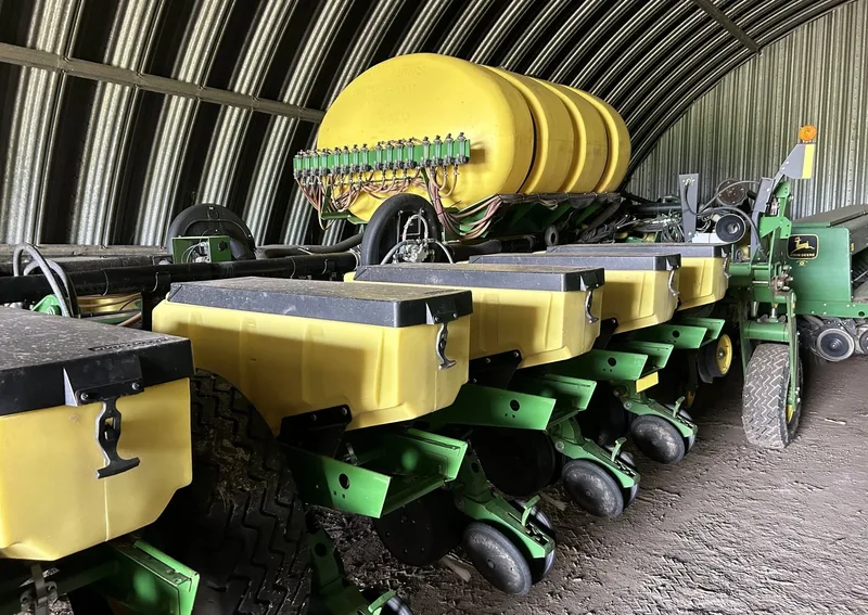 2009 John Deere 1770NT (6) — photo de l’annonce 1