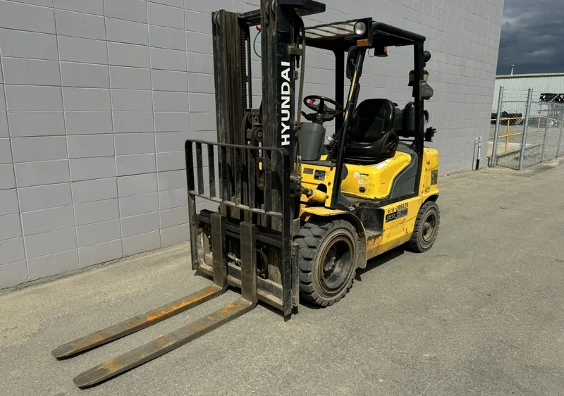 2012 Hyundai 30J-7M — photo de l’annonce 1