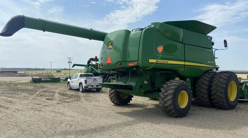 2011 John Deere 9870 STS (7) — listing photo 3