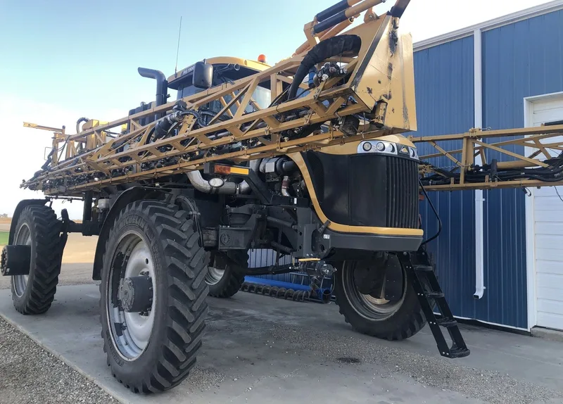 2013 RoGator RG1100 — listing photo 5