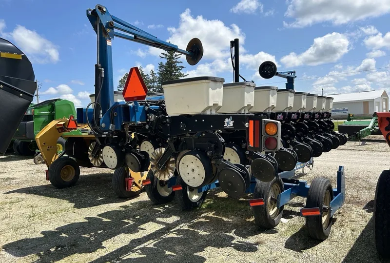 2009 Kinze 3500 — photo de l’annonce 1