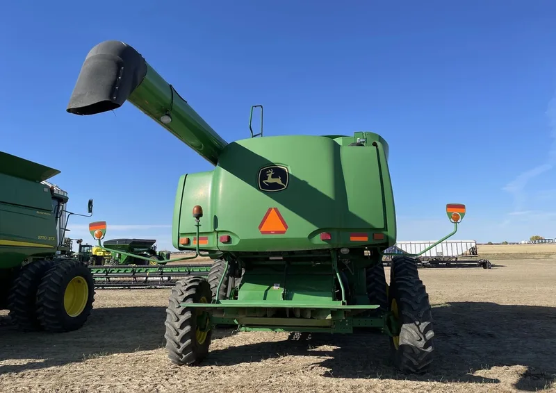 2010 John Deere 9770 STS (5) — listing photo 3