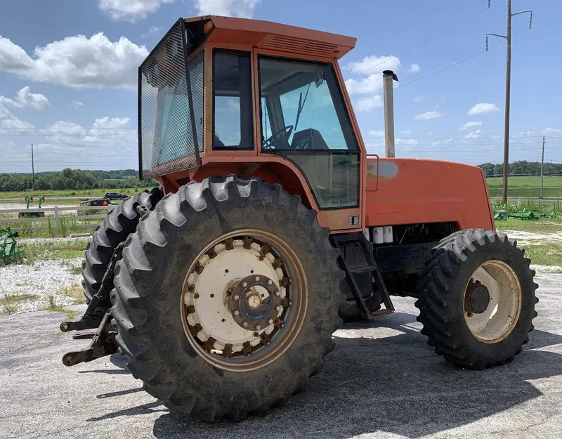 1985 Allis-Chalmers 8070 — listing photo 5