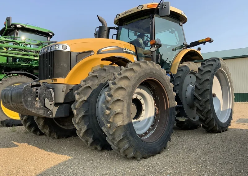 2012 Challenger MT655D — photo de l’annonce 1