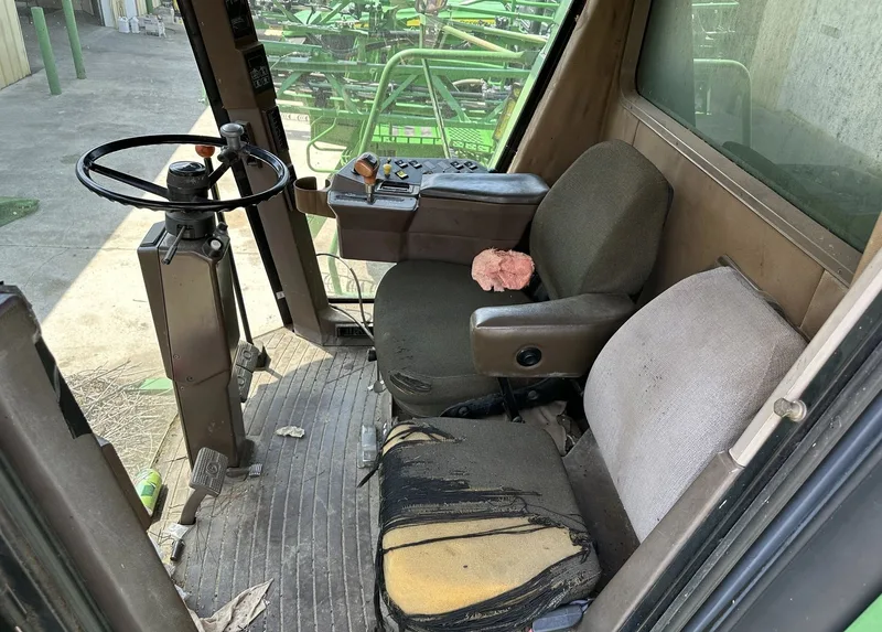1996 John Deere 9600 (+Plateforme) — photo de l’annonce 7