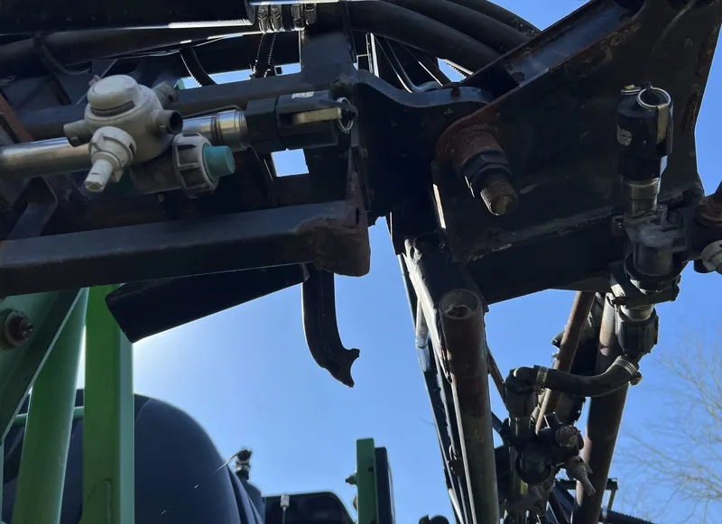 2009 John Deere 4730 (1) — listing photo 5